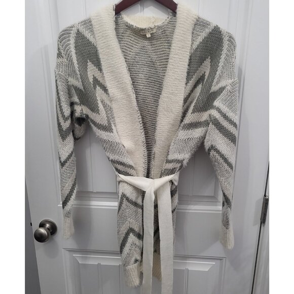 Kate & Sam Sweaters - COPY - Kate & Sam chevron super soft thick cardigan (M)
